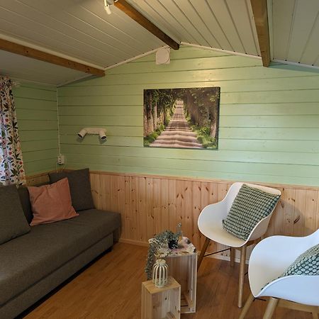 Yxningens Holiday Homes, Cottages And Camping Gusum Екстер'єр фото